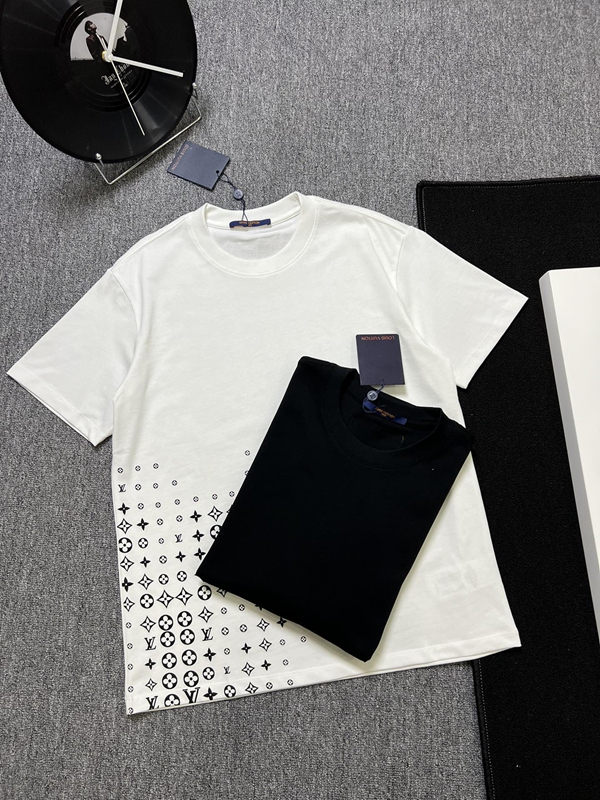 ブランドTシャツ正面デザイン